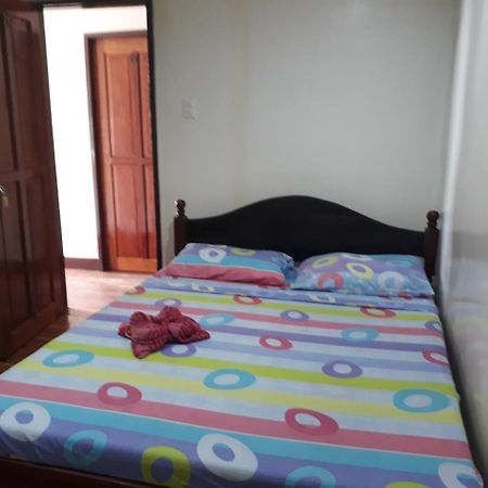 Adrian Travellers Inn إل نيدو المظهر الخارجي الصورة