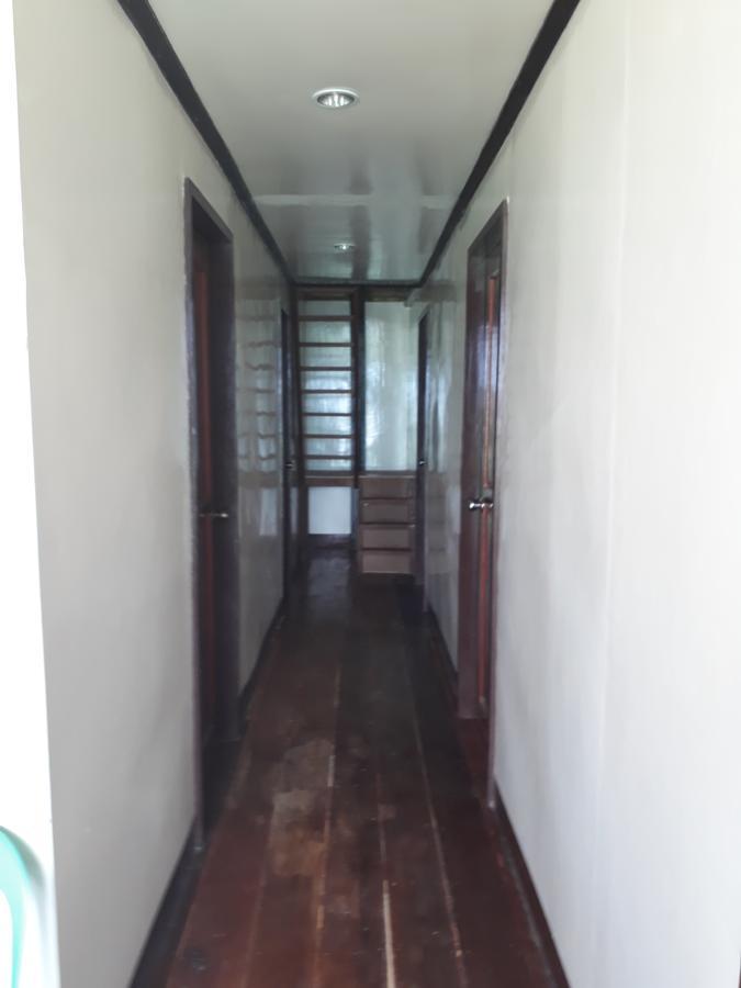 Adrian Travellers Inn إل نيدو المظهر الخارجي الصورة