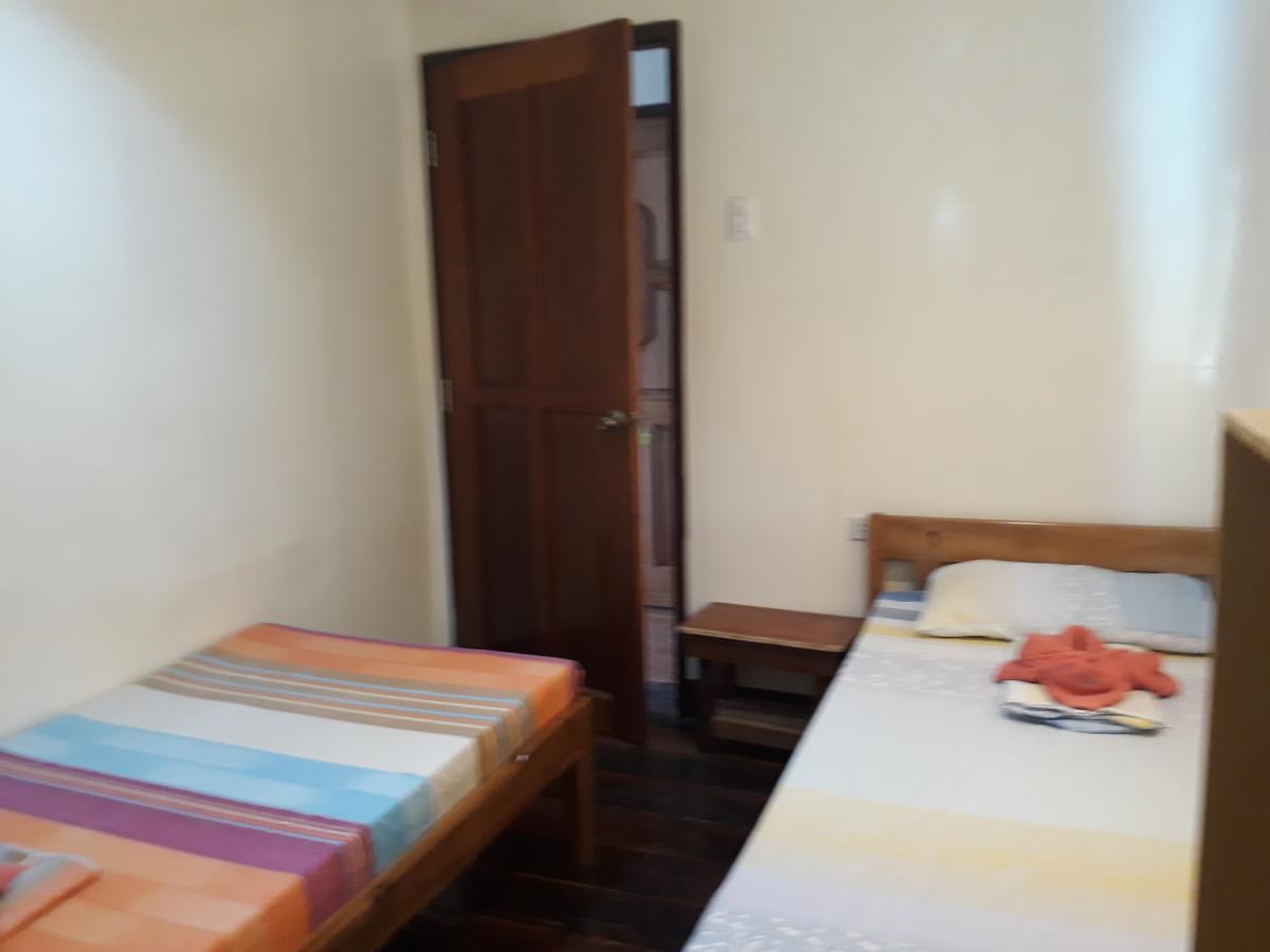 Adrian Travellers Inn إل نيدو المظهر الخارجي الصورة