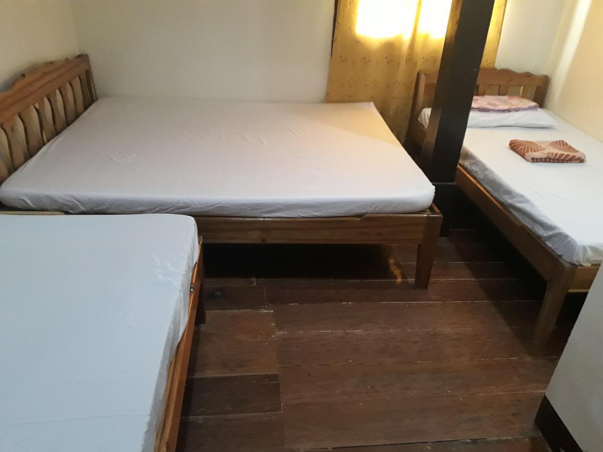 Adrian Travellers Inn إل نيدو المظهر الخارجي الصورة